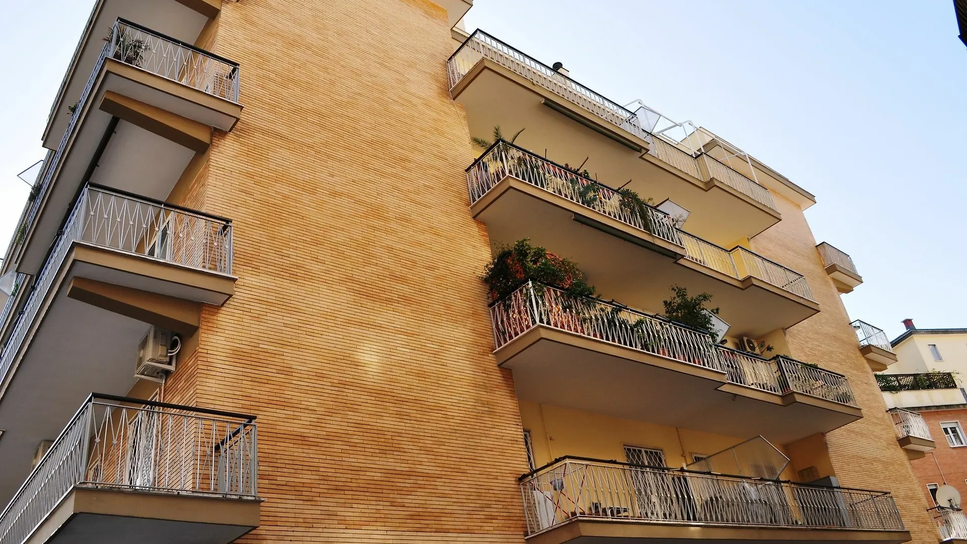 La Suite Di Elio Rome 0*,  Italy
